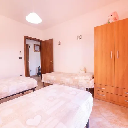 Bello E Confortevole Appartamento Torre Suda